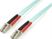 OM4 Fiber optic kabler er egnaður til fleiri spesifikki transmissjonar, ímillum men ikki limitið til.: